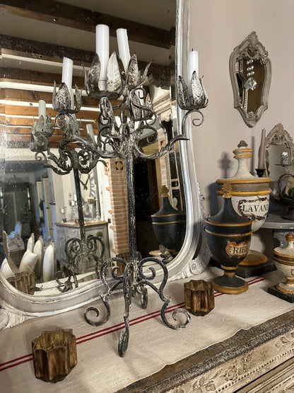 Candelabro A Cinque Candele Con Foglie