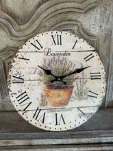 Carica l&#39;immagine nel visualizzatore di Gallery, Orologio Da Parete Lavanda

