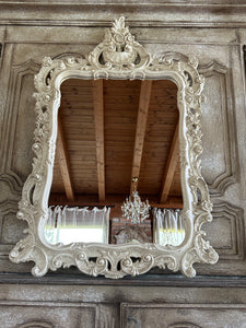 Specchio Decorato Con Punta Lavorata A conchiglia E Foglia