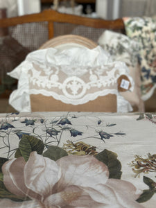 Cuscino In Juta Con Pizzo E Gala