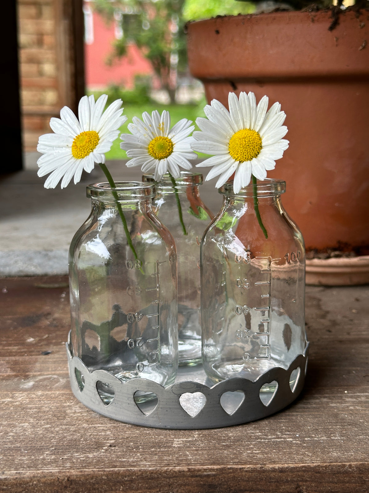 Vassoio Rotondo Con Cuori E 3 Bottiglie