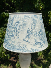 Carica l&#39;immagine nel visualizzatore di Gallery, Paralume In Toile De Jouy Per Applique Azzurro
