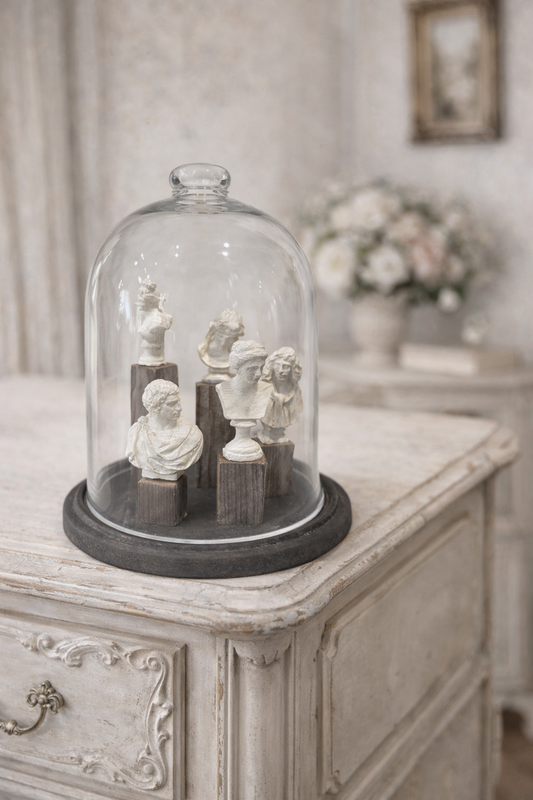 Cloche Con Busti In Gesso
