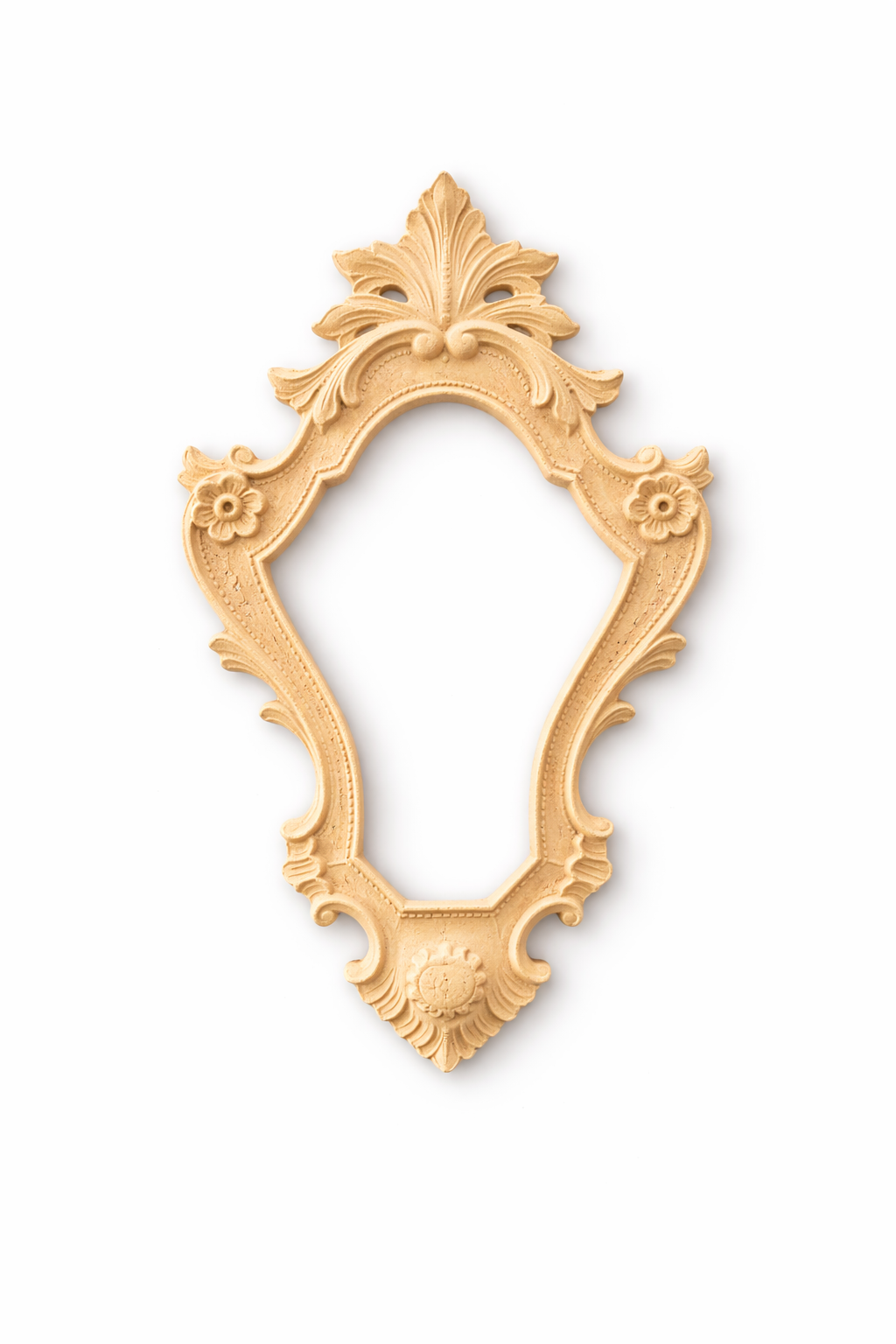 Cornice Con Punta A Foglia E Fiori