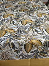Load image into Gallery viewer, Tovaglia Antimacchia Decoro Giallo
