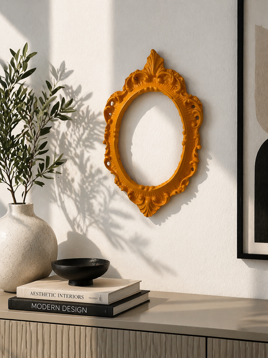 Cornice Ovale Con Punta Lavorata Arancio