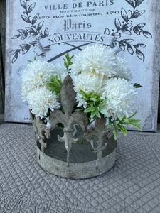Corona Decorata Con Gigli Tortora