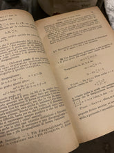 Carica l&#39;immagine nel visualizzatore di Gallery, Antichi Libri Corso Di Matematica
