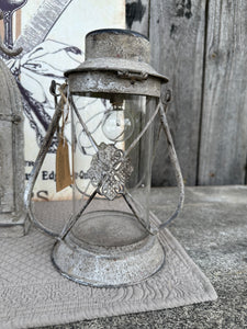 Lanterna Con Manico E Fregio Con Led Solare