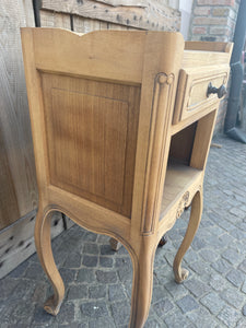Coppia di Comodini Provenzale