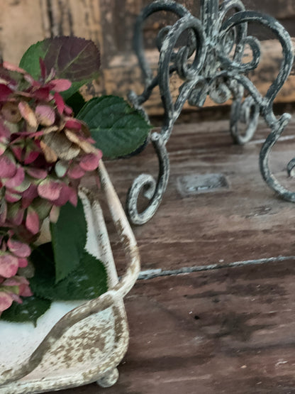 Candelabro A Cinque Candele Con Foglie