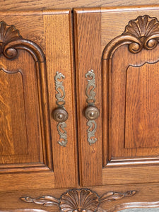 Credenza Provenzale Con Vano A Giorno