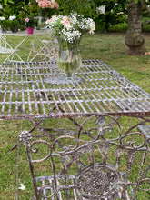 Carica l&#39;immagine nel visualizzatore di Gallery, Tavolo Ferro Rettangolare Da Giardino
