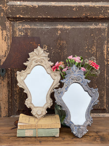 Specchio Con Decori Foglie E Riccioli