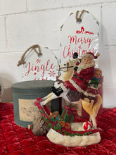 Carica l&#39;immagine nel visualizzatore di Gallery, Decoro Santa Claus Con Cavallo
