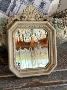 Specchio Quadrato con Punta Decorata